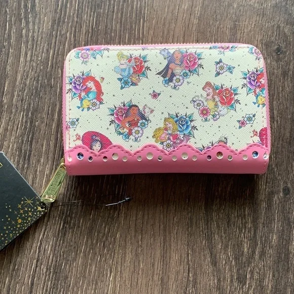 NWT Loungefly Disney Princess Wallet - Picture 2 of 3